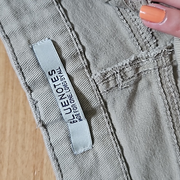 Bluenotes Sz27 Khaki Cuffed Shorts - Picture 3 of 4